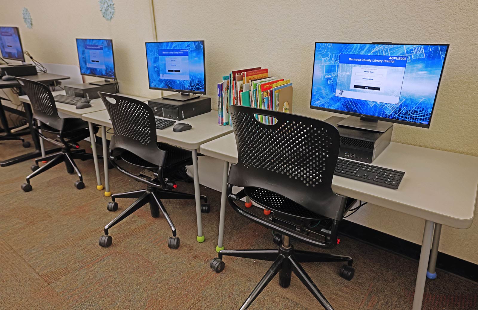 Photo of computers at Aguila Library